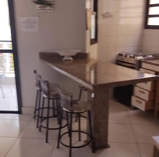 Apartamento No Condominio Wembley Tenis Ubatuba